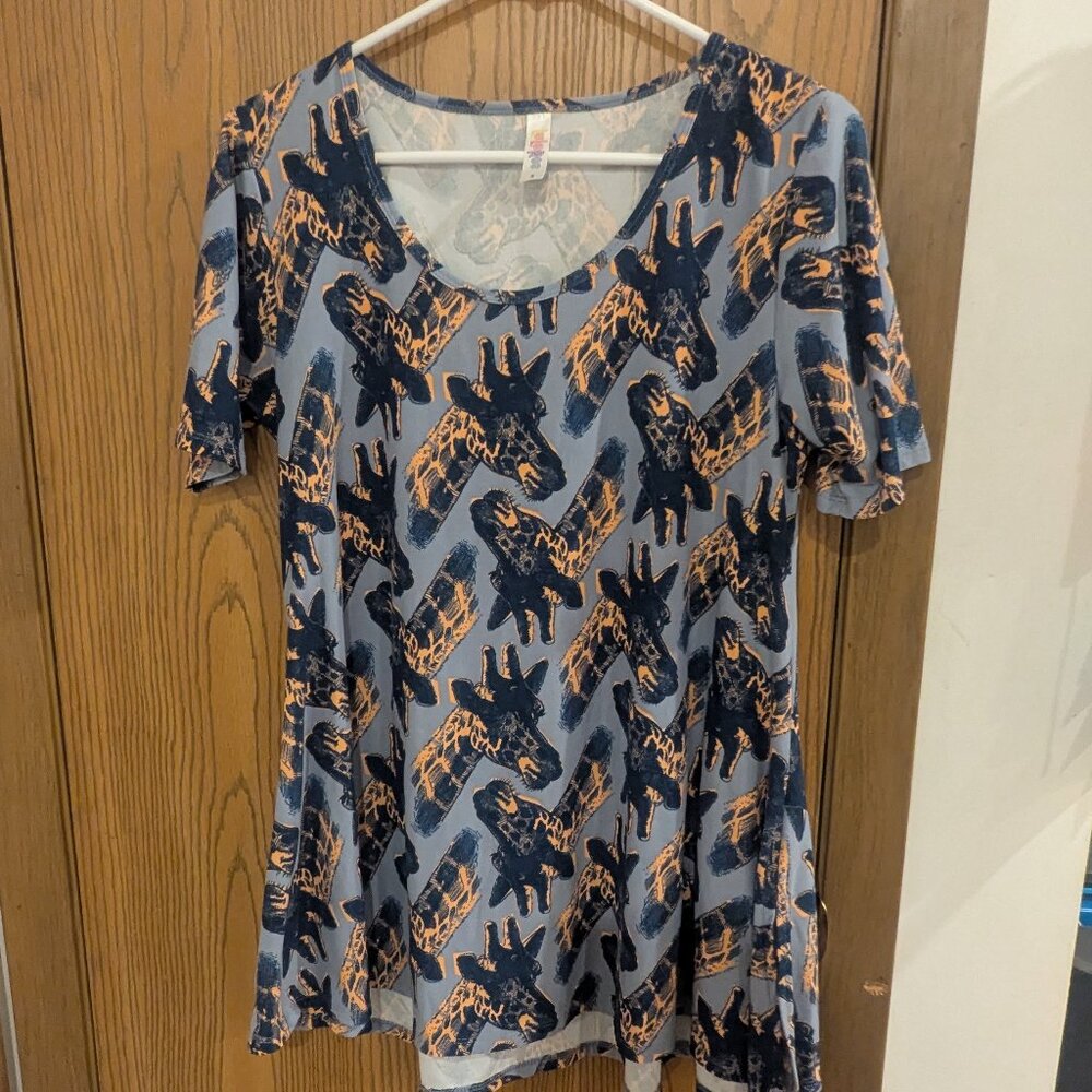 Lularoe Giraffe Short Sleeve Print Perfect Tee‎ Tunic Safari Zoo Women's Size S